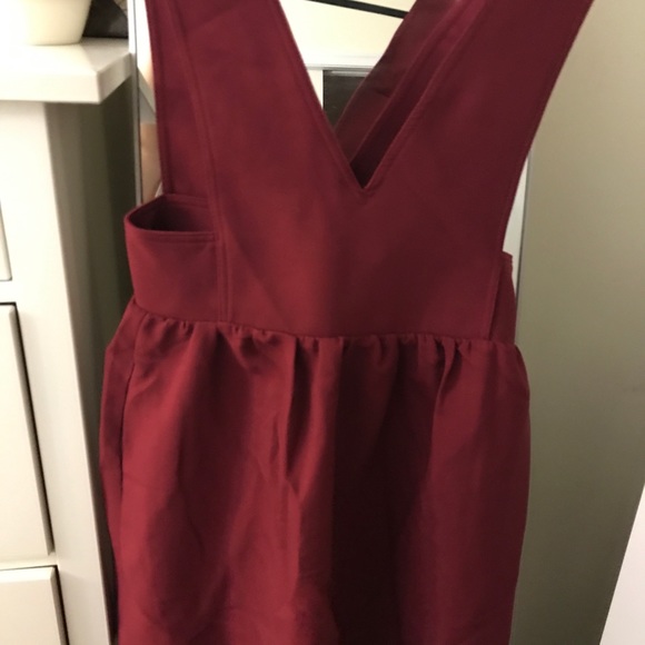 Lulu low cut red dress - Picture 3 of 3